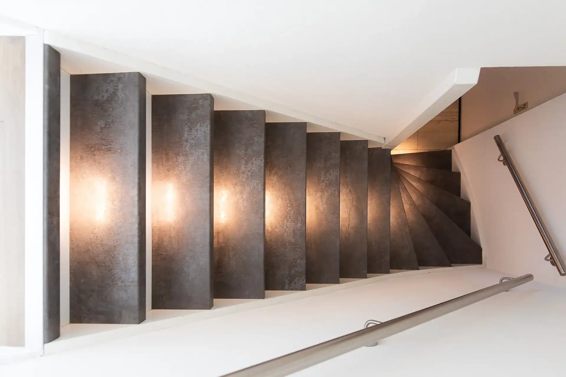 Traprenovatie met ledverlichting elke tree